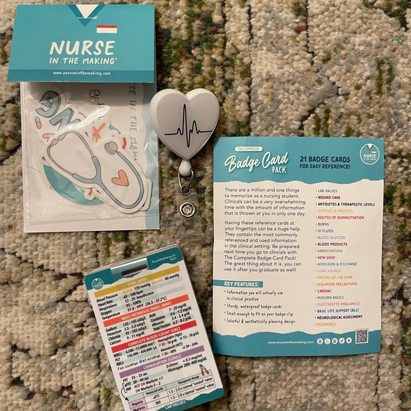 BRAND NEW! 21 Nursing Badge Cards - Picture 2 of 2
